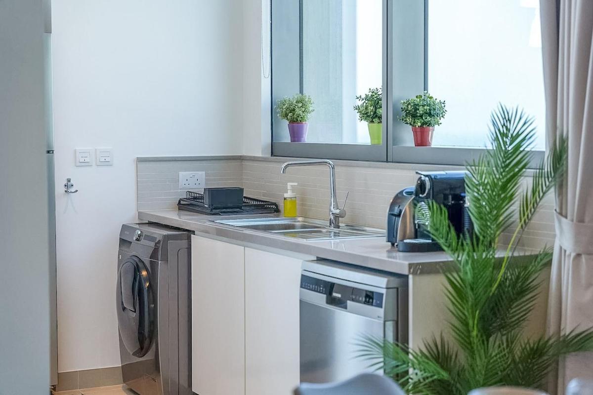 Bright 2-bedroom With Stunning Views At 5242 Tower Marina Apartamento Dubai