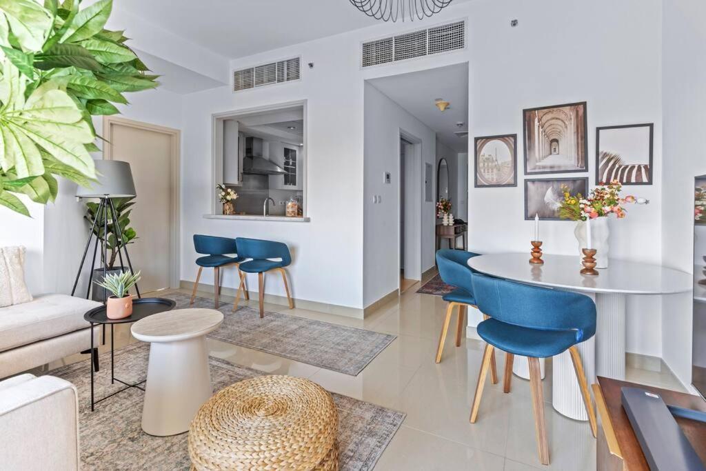 Stylish 1br With Iconic Burj And Fountain Views * Dubái