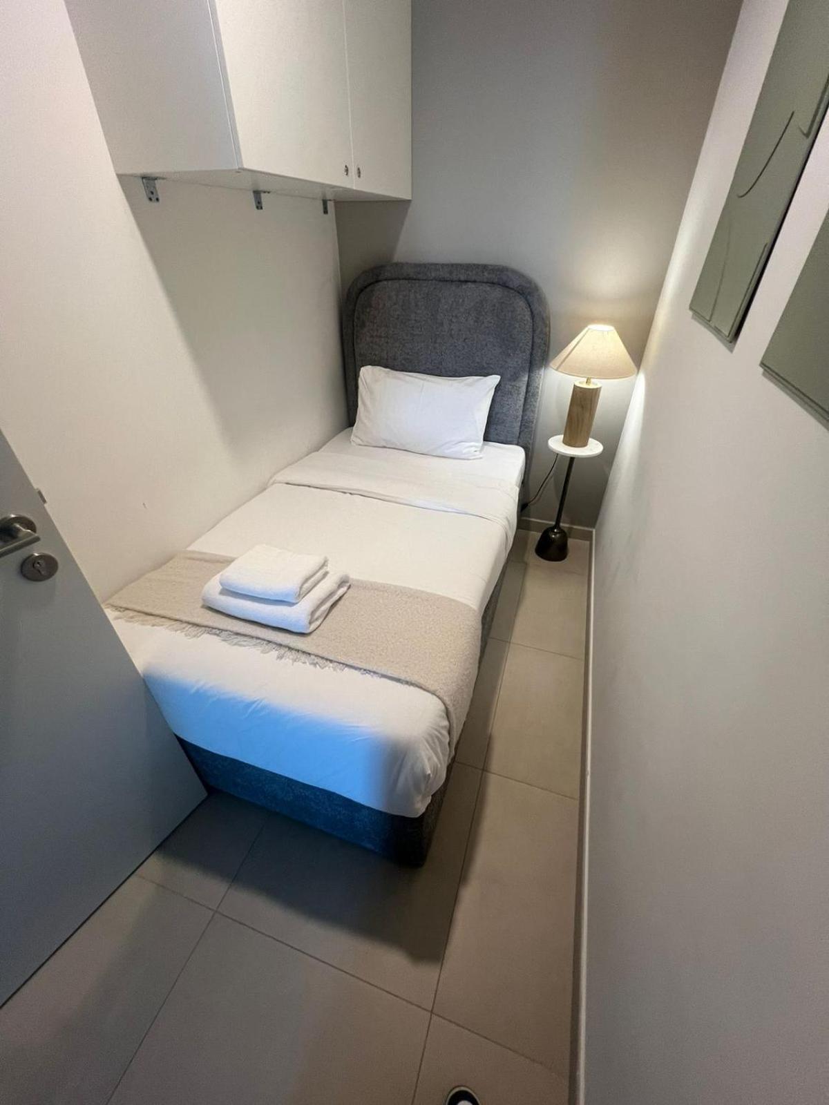 Apartamento 4br With Spacious Balcony & Stunning Burj Khalifa Views *