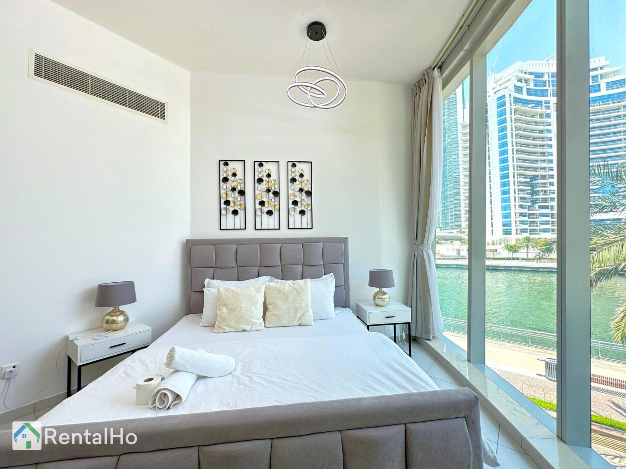 Unforgettable View & Experience Over Canal