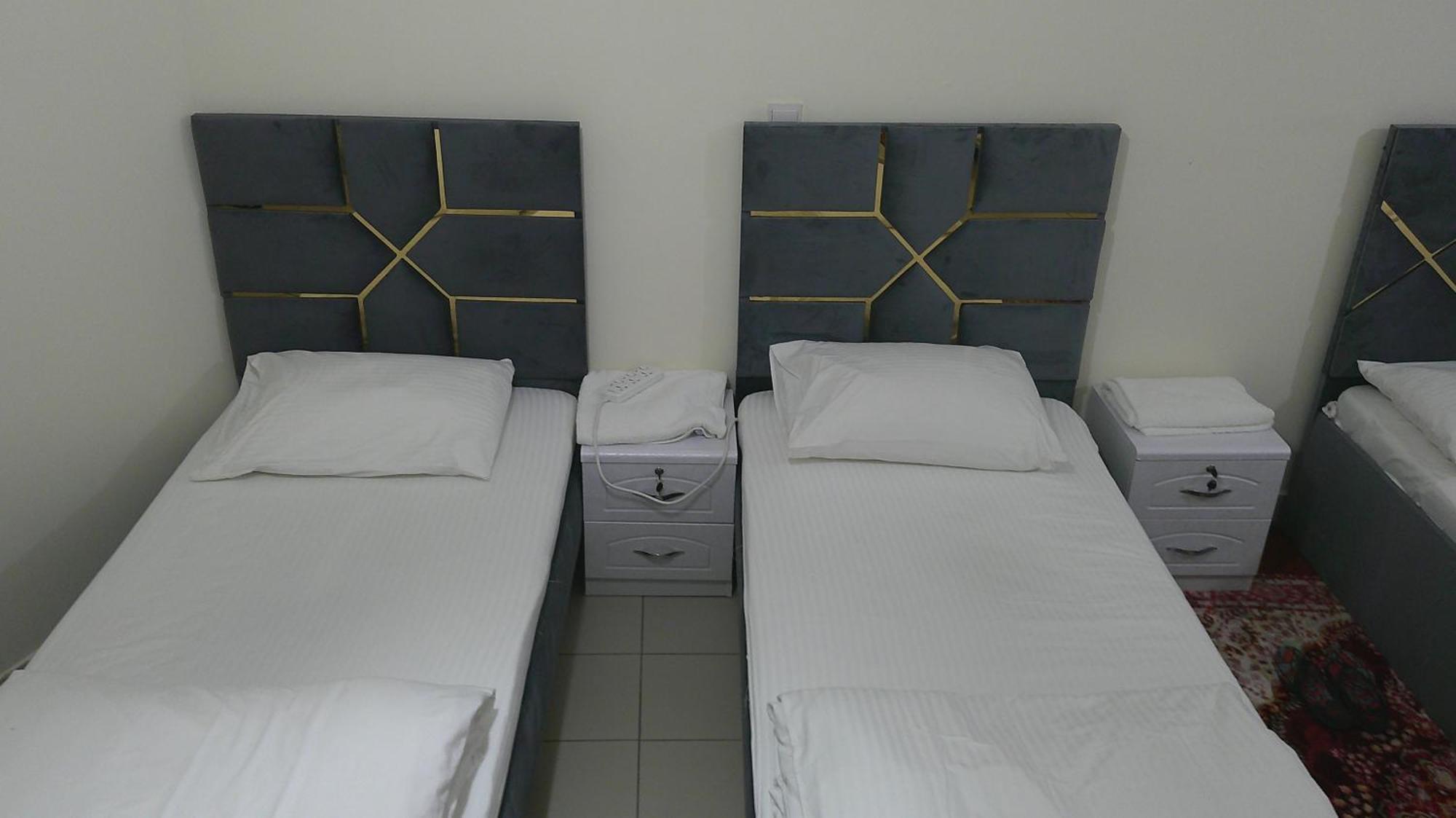 Comfortable Ensuite With Shared Kitchen