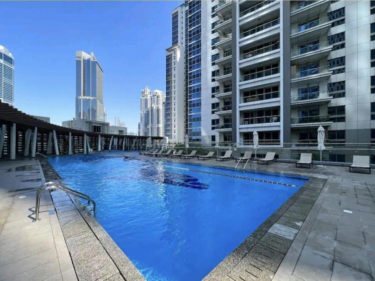 Stylish 1br With Customized Furniture Apartment *