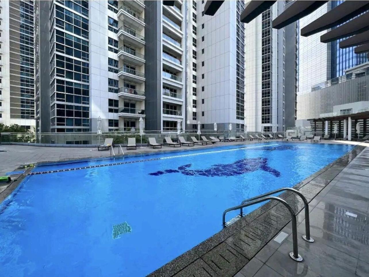 Stylish 1br With Customized Furniture Apartment *