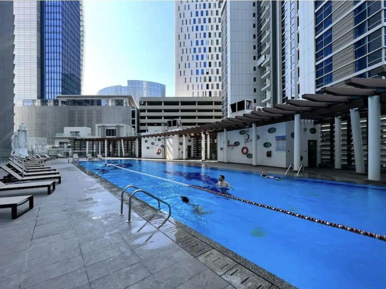 Apartment Stylish 1br With Customized Furniture Dubai