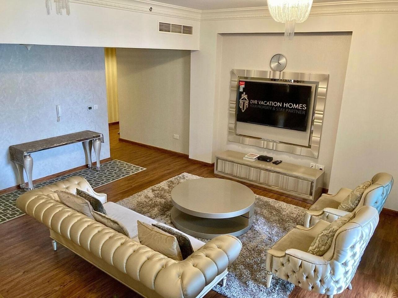 Apartment Stylish 1br With Customized Furniture Dubai