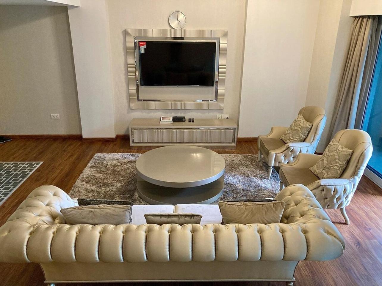 Apartment Stylish 1br With Customized Furniture