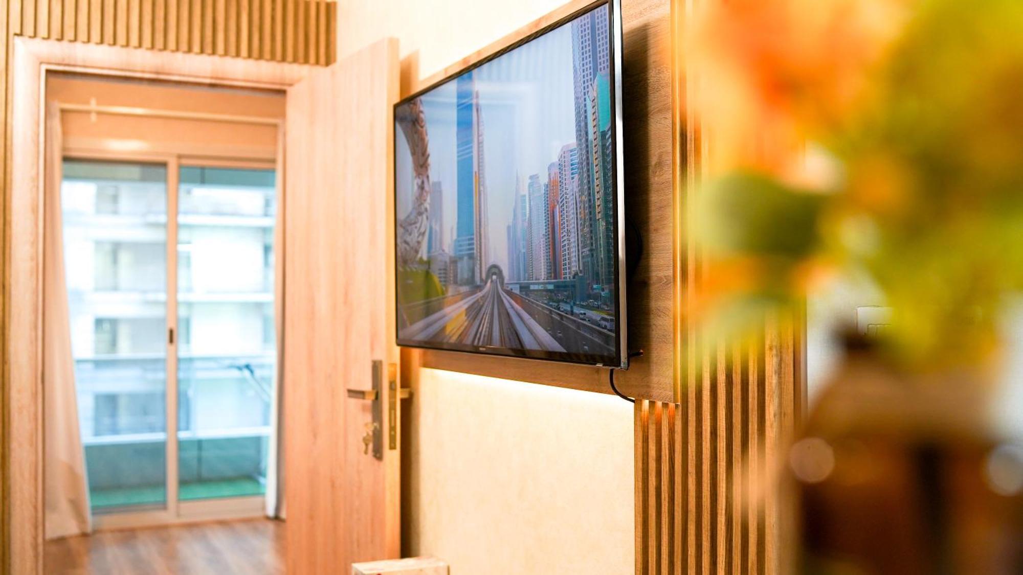 Newly Renovated One Bed D2-1215 Apartemen *