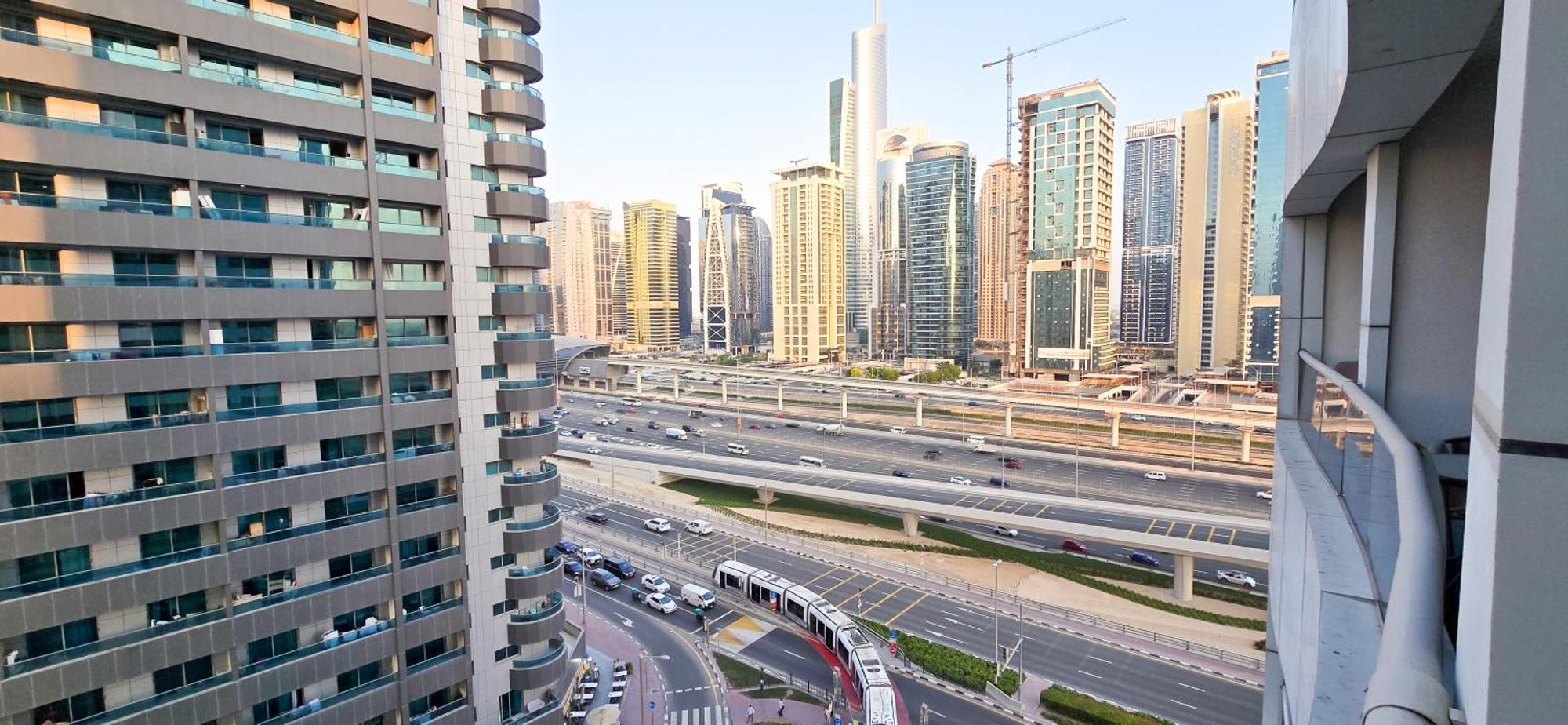 Renovated Cozy One Bed D2-1007 Appartamento Dubai