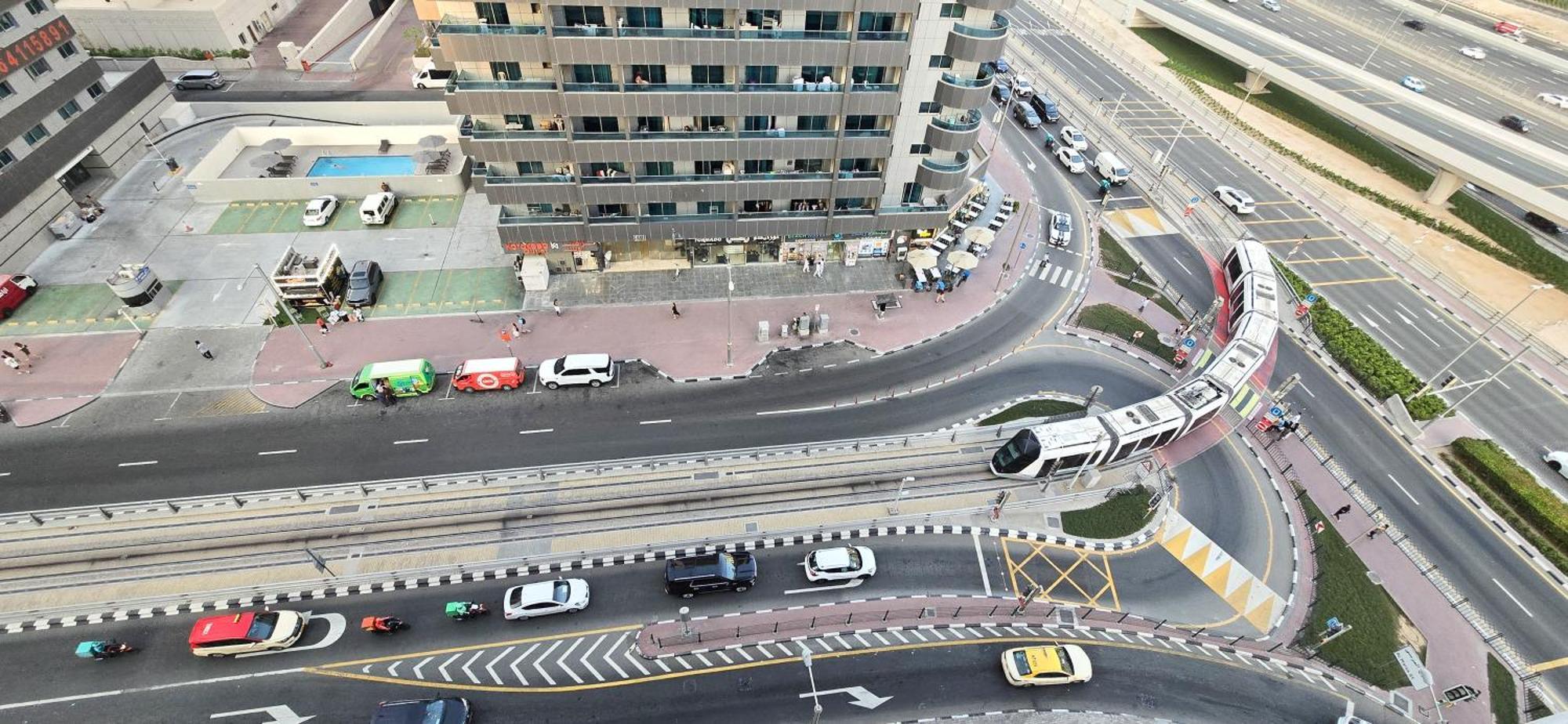 Appartamento Renovated Cozy One Bed D2-1007 Dubai