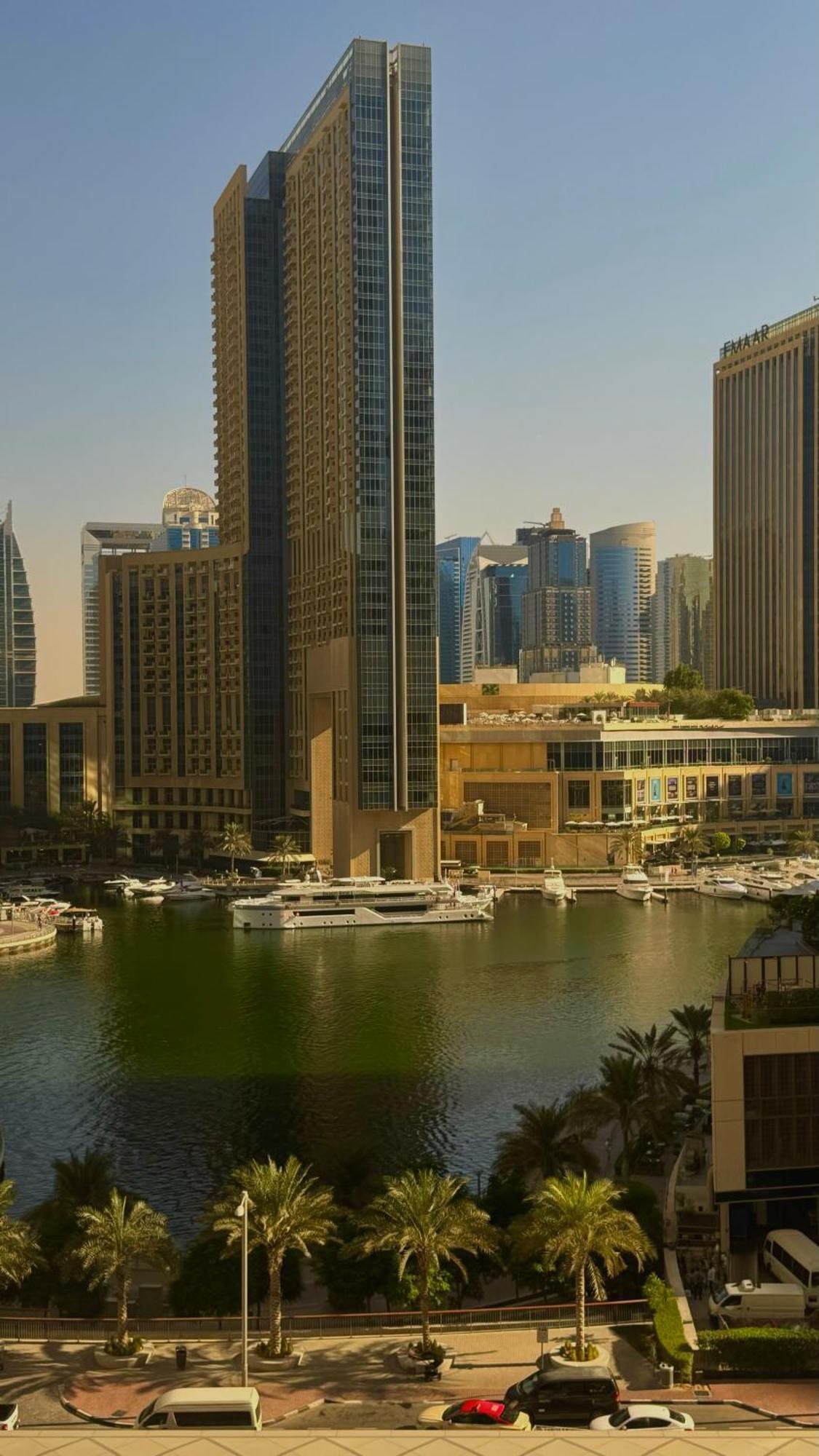 Marina View Executive , 3 Mins Jbr Beach Walk Appart hôtel