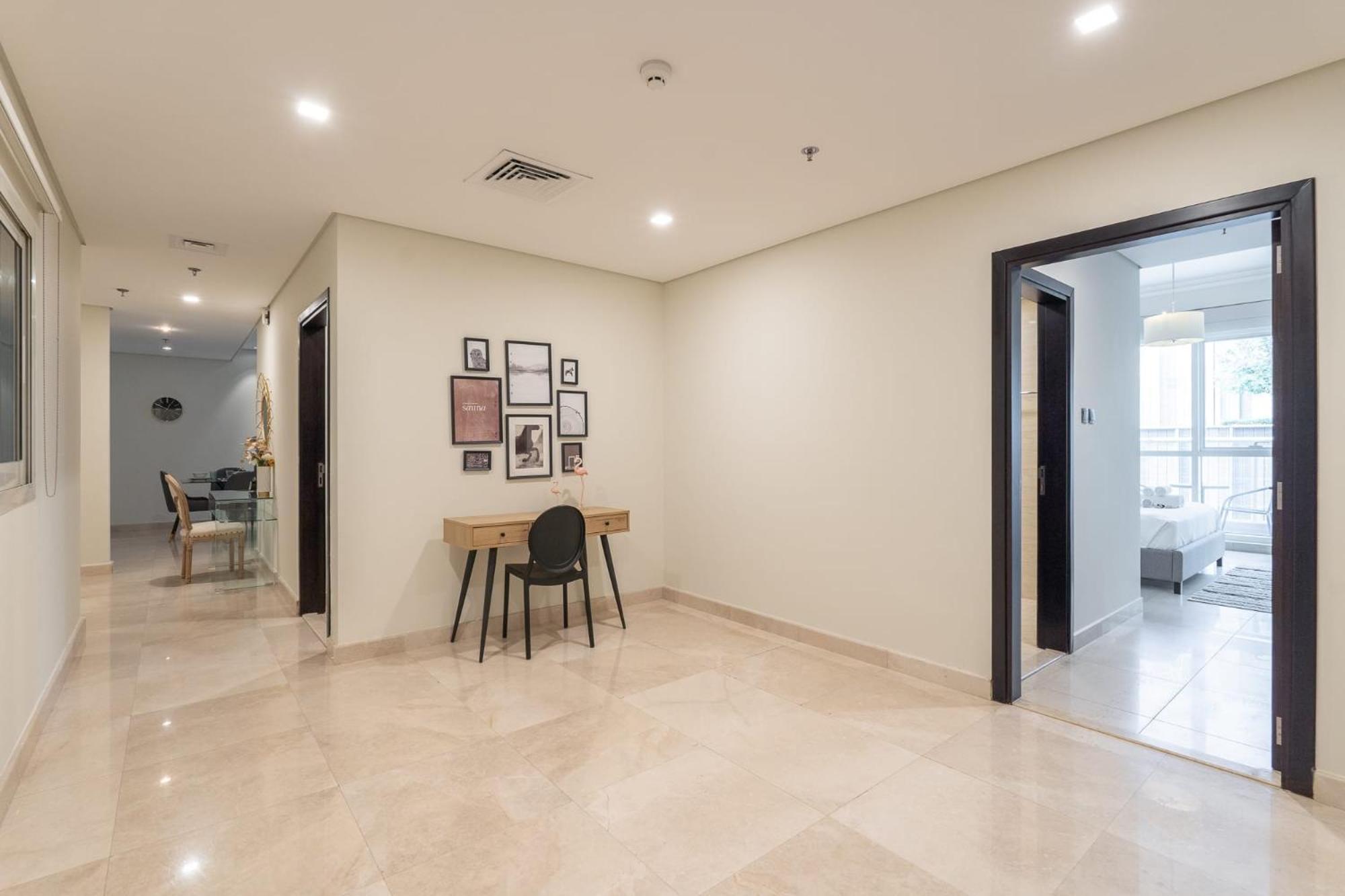 Lejlighed Prestigious 3-bedroom With Easy Access In Downtown Dubai