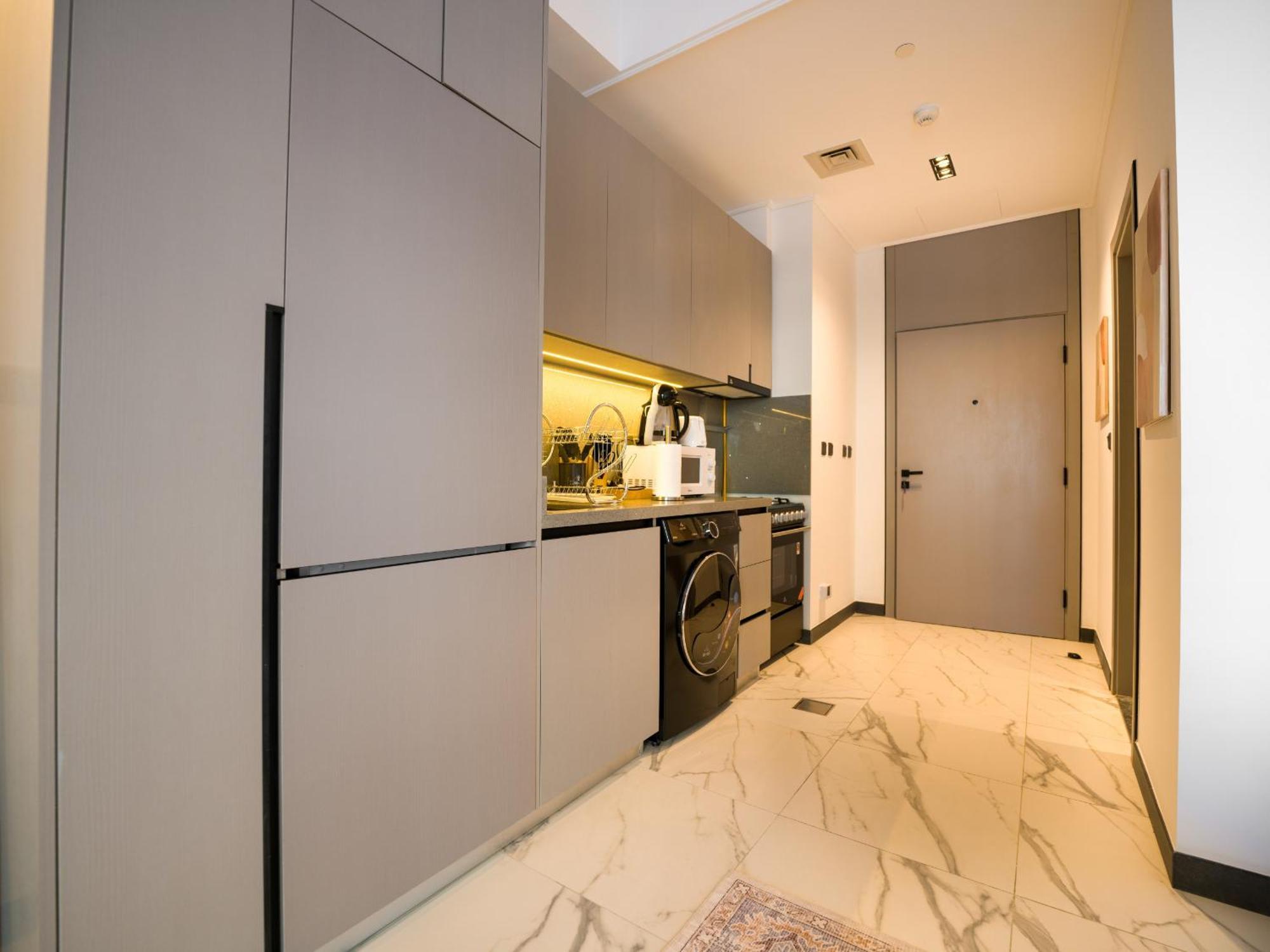 Spacious Stu In Mag 890, Mbr - Meydan Living Appartement