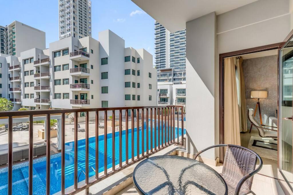Waves - Comfortable 1br Getaway In Jvc With Park Views Appartamento Dubai