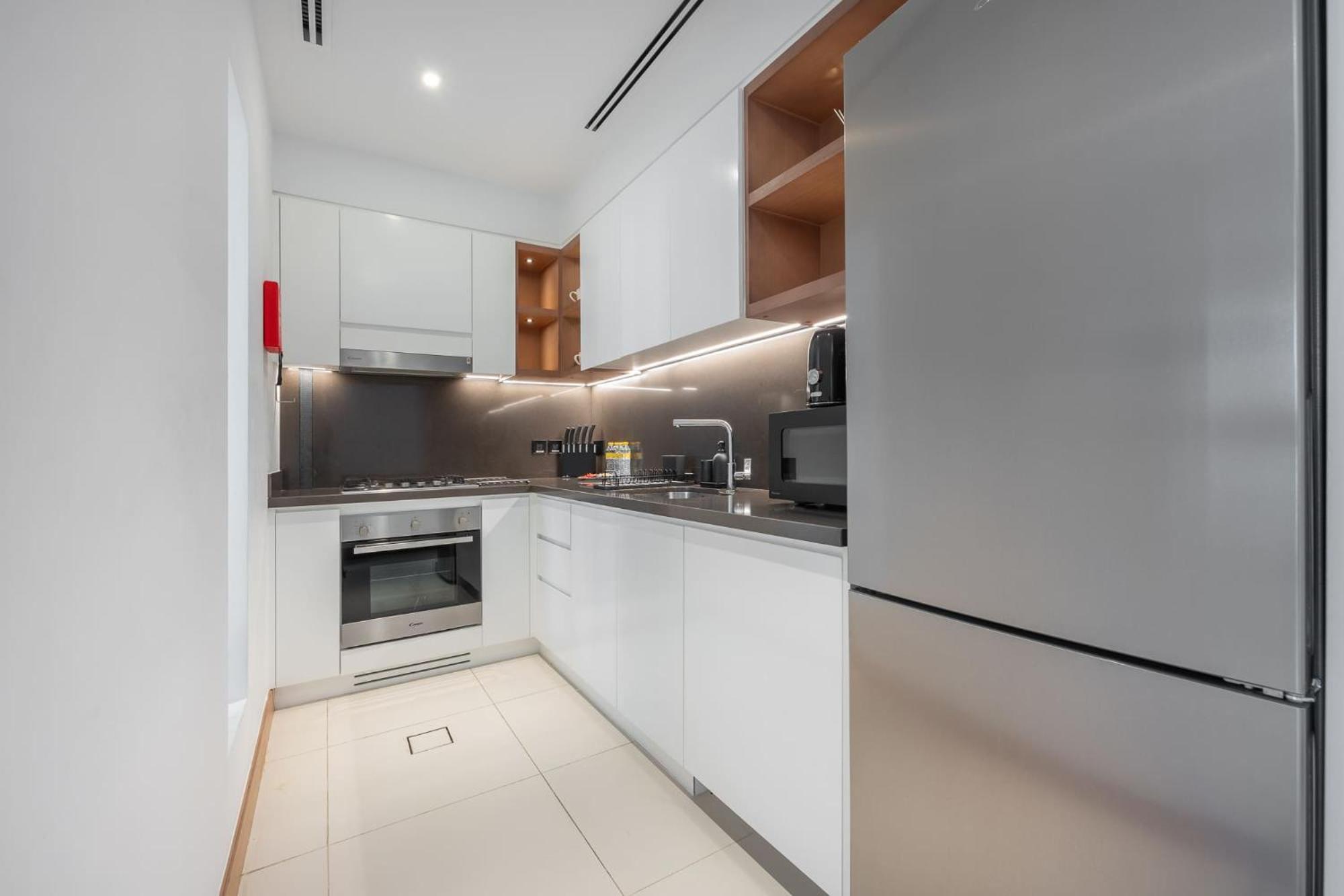 Spacious Cozy 2-bedroom In Marina Appartement