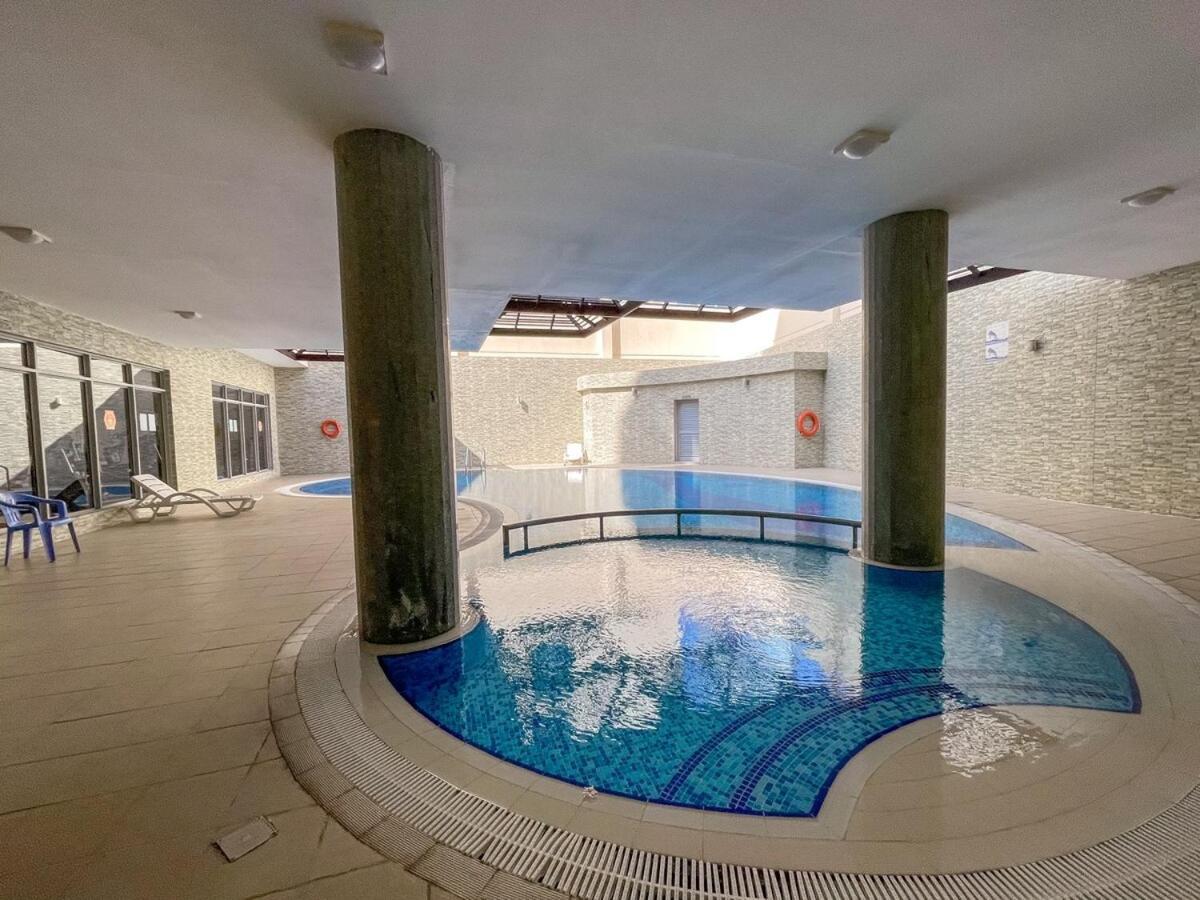 Delightful 2-bedroom At Belvedere Marina With Balcony Views Ferienhaus *