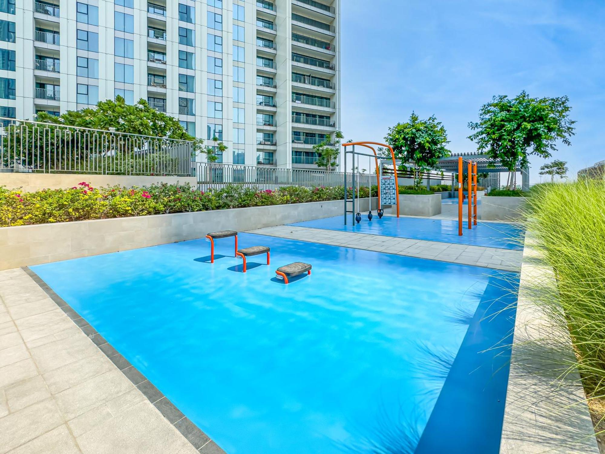 Al-fannan At Downtown Views 2 - Burj Khalifa View - Brand New Luxury 2 Bedroom Apartment Dubai