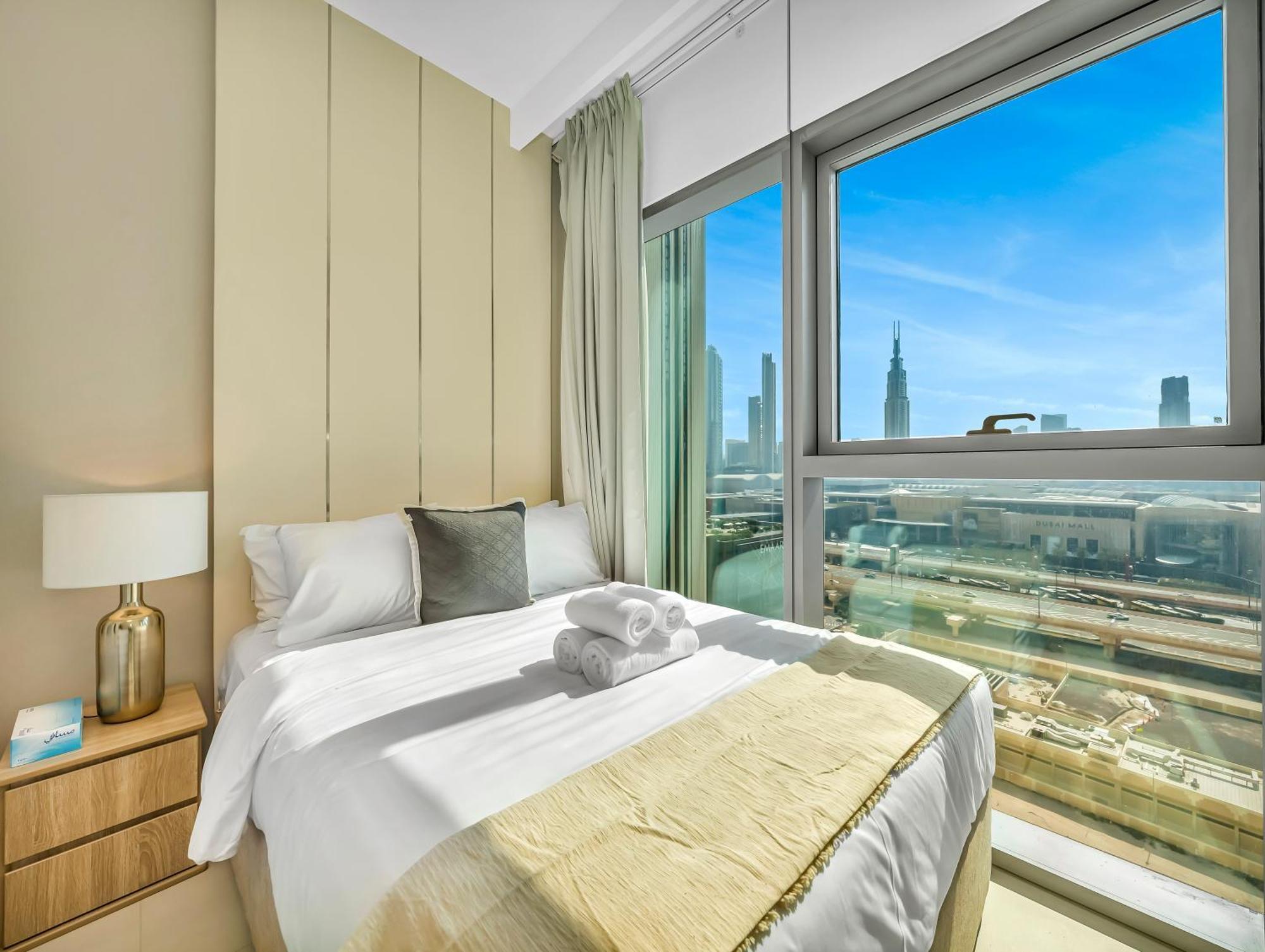 Al-fannan At Downtown Views 2 - Burj Khalifa View - Brand New Luxury 2 Bedroom Dubai