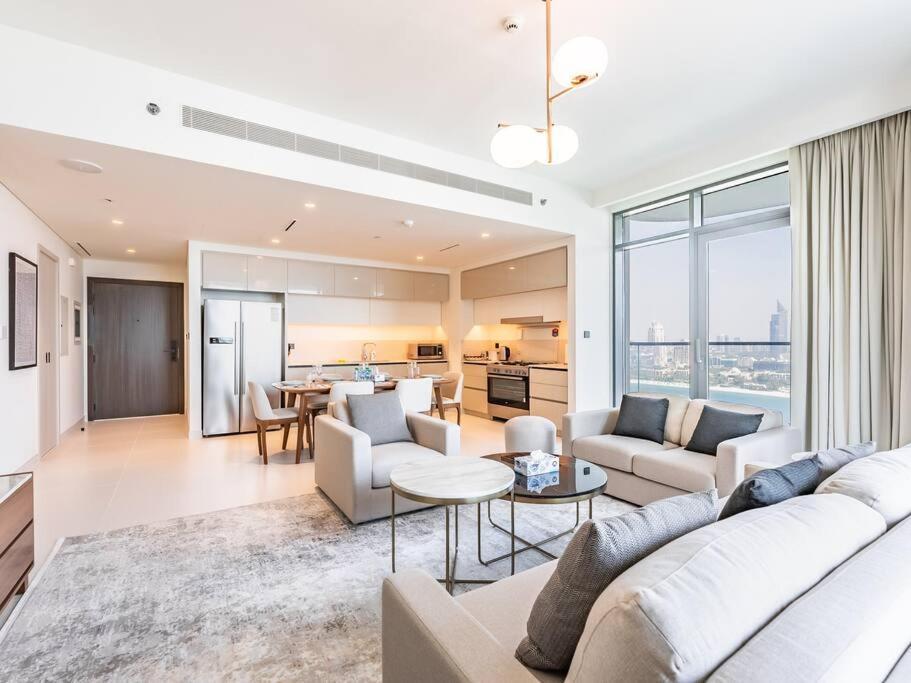 Coastal Luxury 4br With Marina Skyline View Dubaï