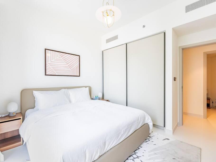 Coastal Luxury 4br With Marina Skyline View Appartement Dubaï