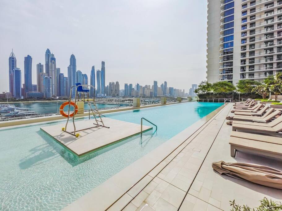 Coastal Luxury 4br With Marina Skyline View * Dubaï