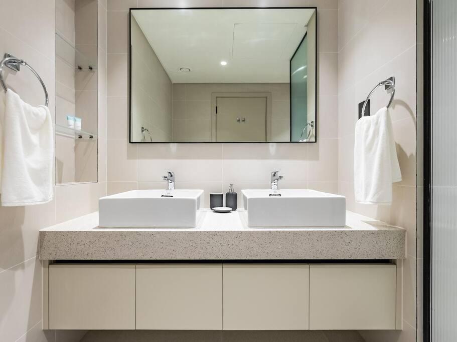 Coastal Luxury 4br With Marina Skyline View Appartement Dubaï
