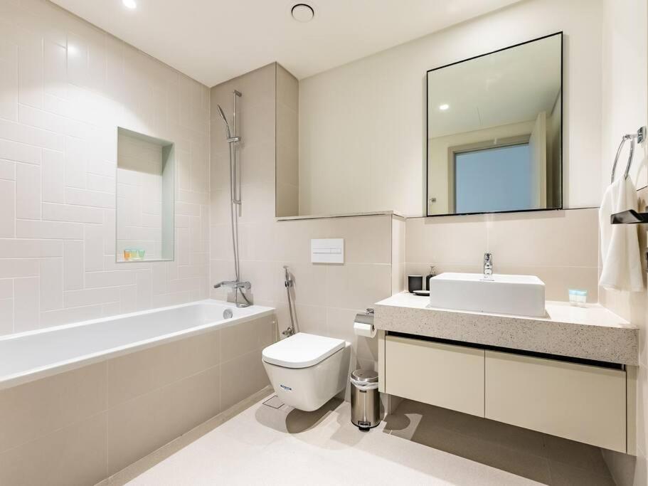 Coastal Luxury 4br With Marina Skyline View * Dubaï