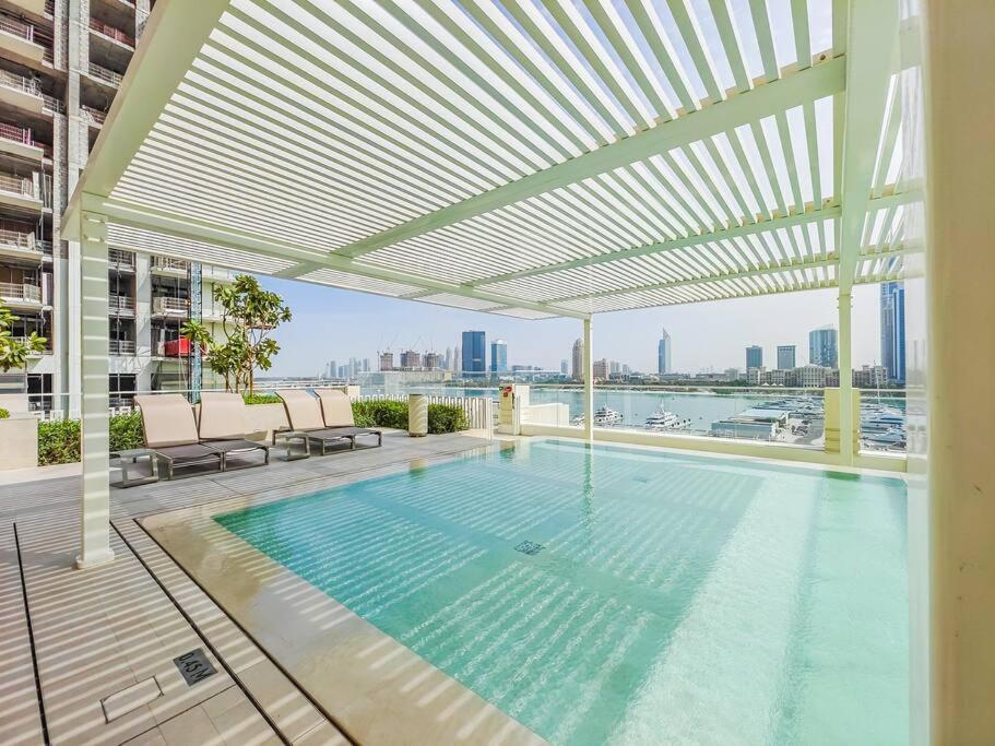 Coastal Luxury 4br With Marina Skyline View Appartement