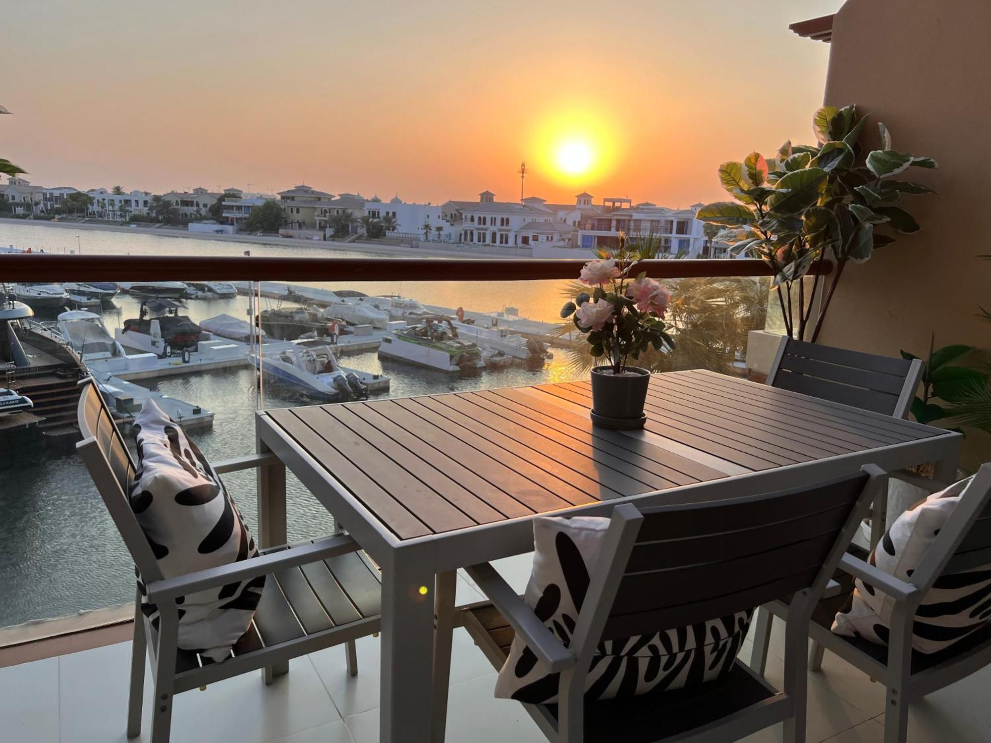 Luxury Walk To West Dubai