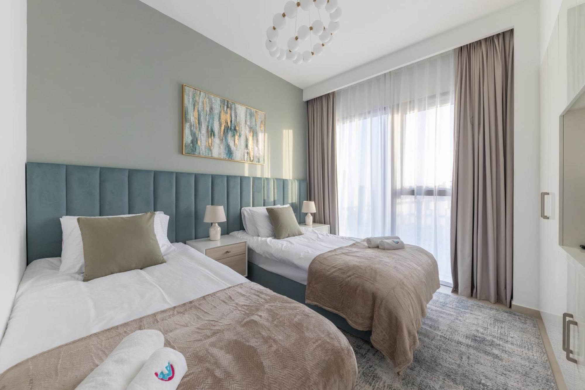 3br And Maids Burj Khalifa And Fountain View For 8 Guests *