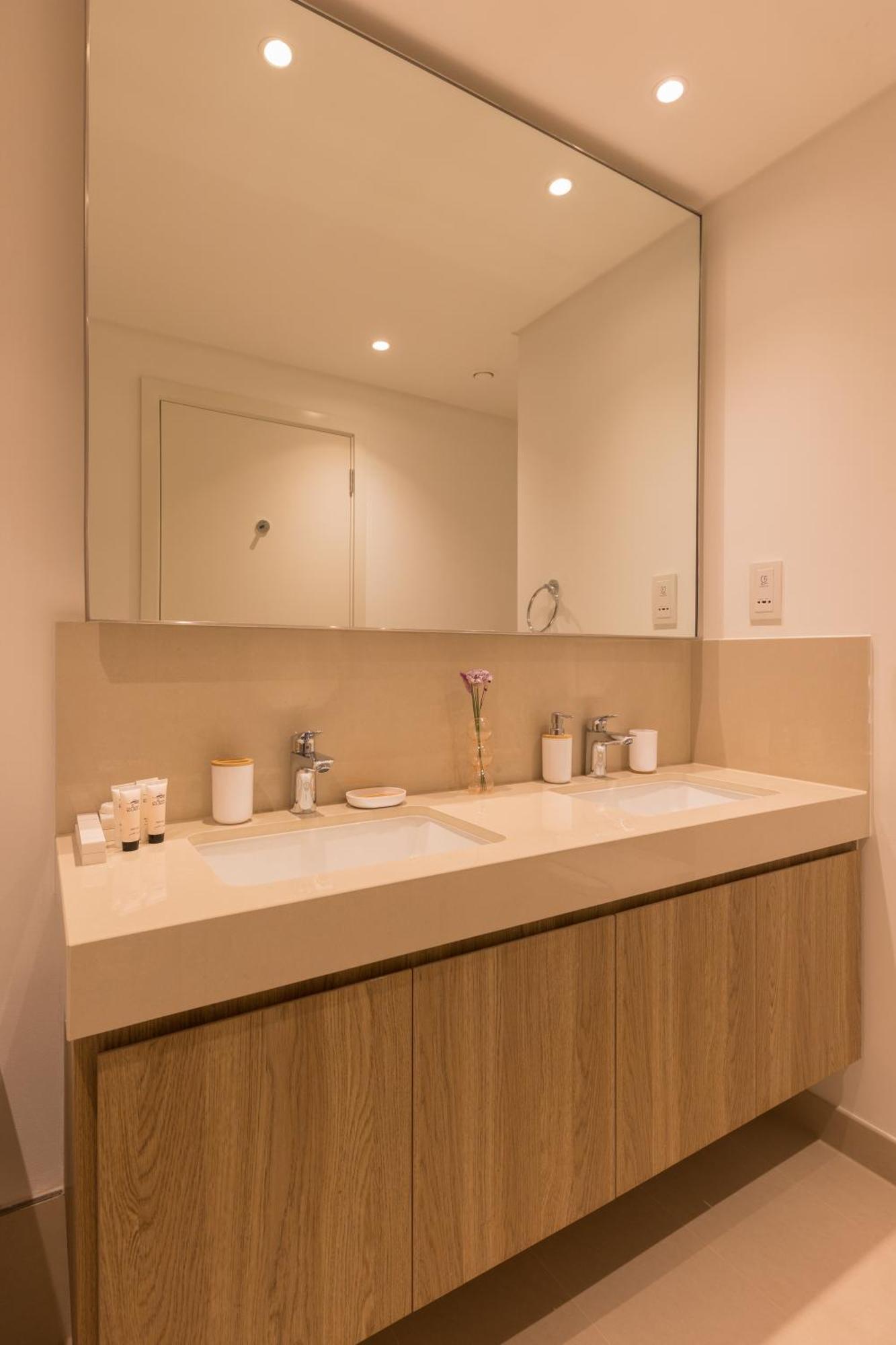 Appartement 3br And Maids Burj Khalifa And Fountain View For 8 Guests *