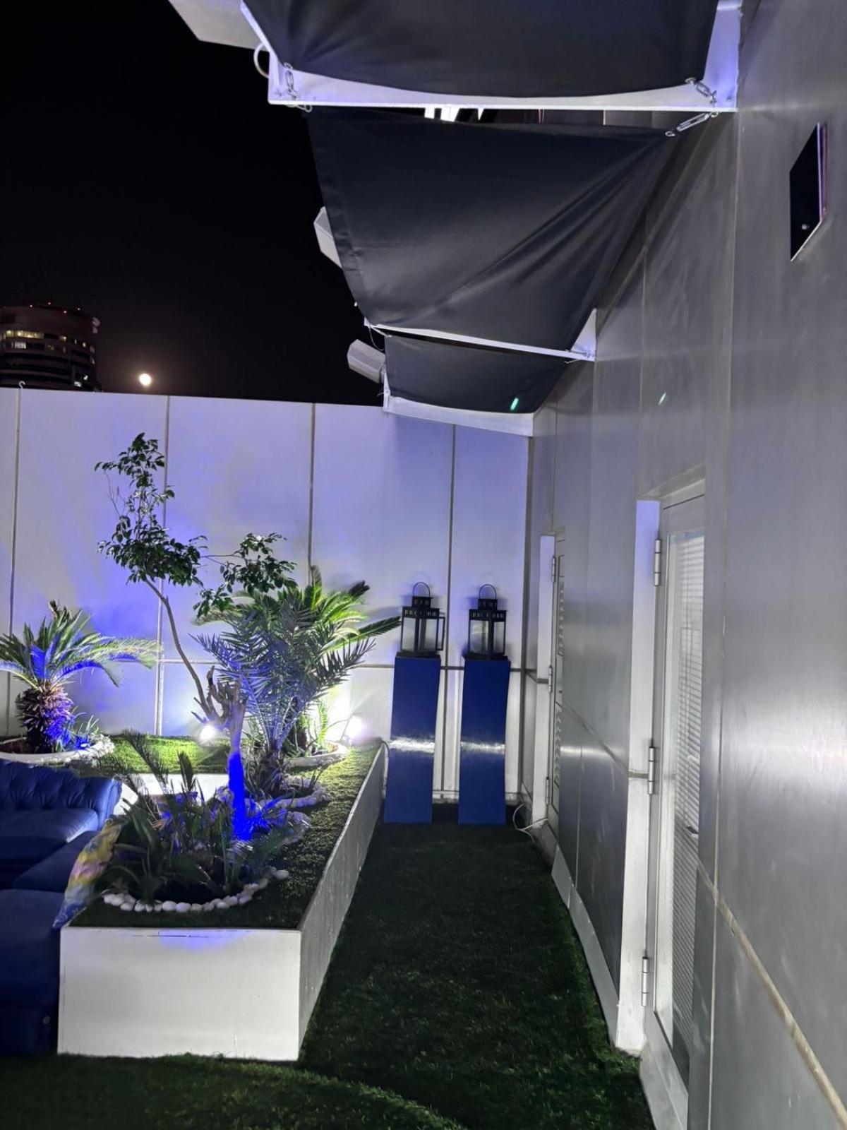 Maison d'hôtes Guest In Vvip Penthouse With Terrace Full Sea View And Private Pool Due The Architecture Of The It S Not Avisable For Musli Dubaï