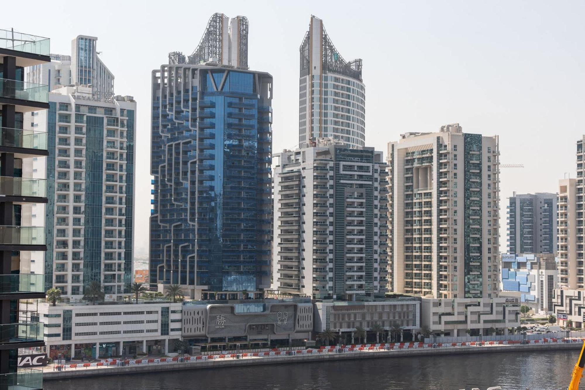 Minimalist And Modern In Business Bay Dubaï