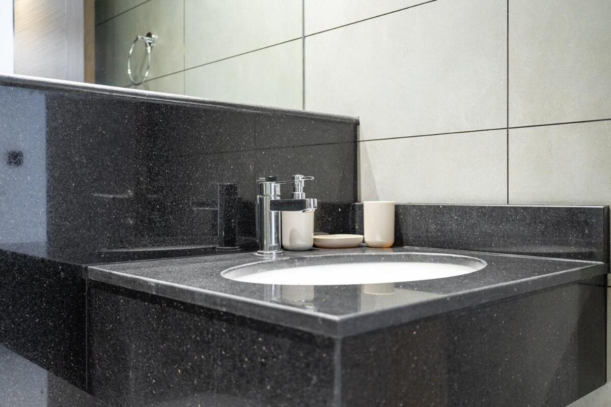Appartement Stunning 1-bedroom For 3 At Rigel Residences In Jvc