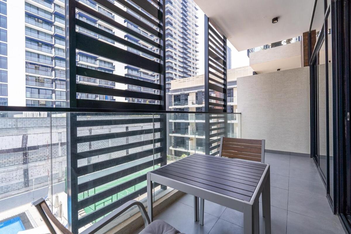 Appartement Stunning 1-bedroom For 3 At Rigel Residences In Jvc *