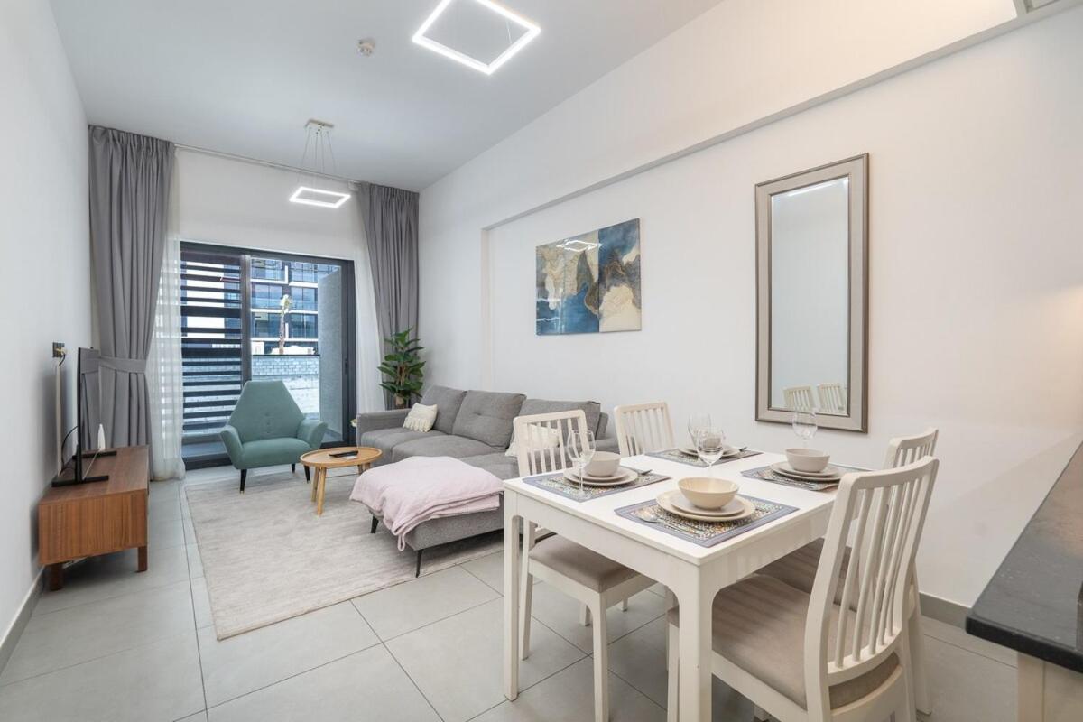Stunning 1-bedroom For 3 At Rigel Residences In Jvc *