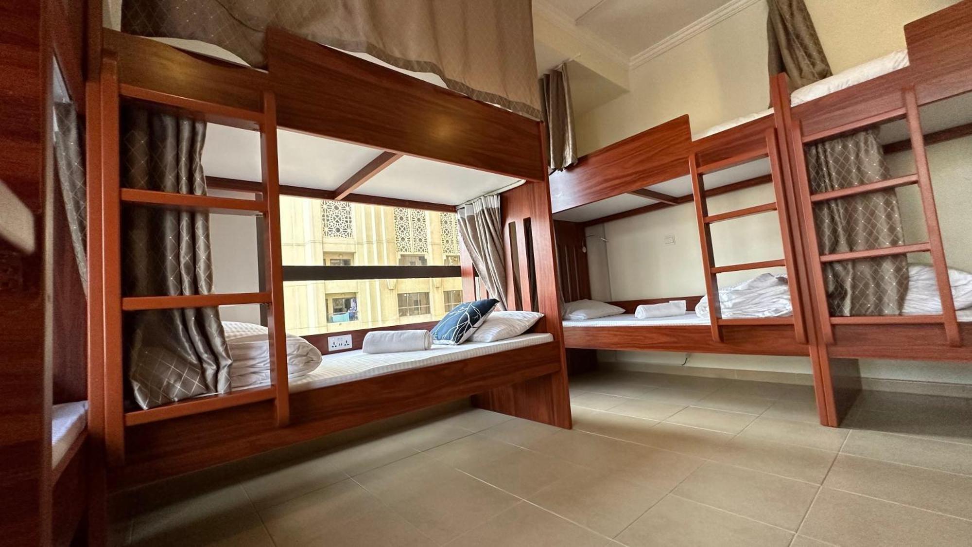 Capsulehotel Route 66
