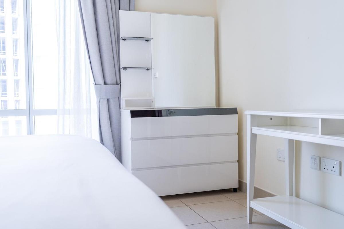 Delightful 1-bedroom Retreat At Burj Views In Downtown * Dubaï