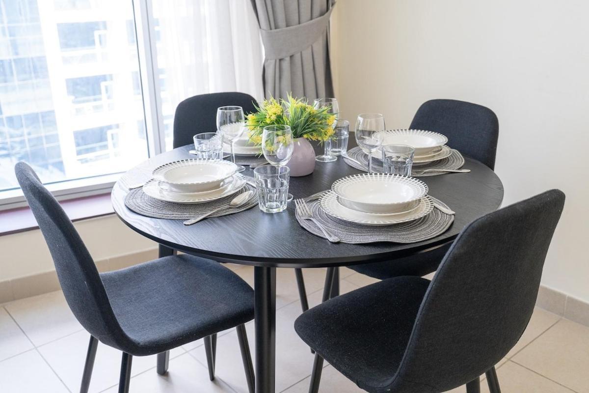 Delightful 1-bedroom Retreat At Burj Views In Downtown * Dubaï