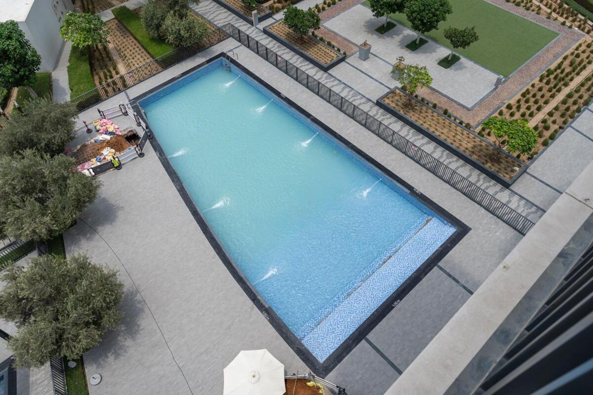 Appartement Glamorous 2-bedroom Retreat In Blvd Crescent Near Mall