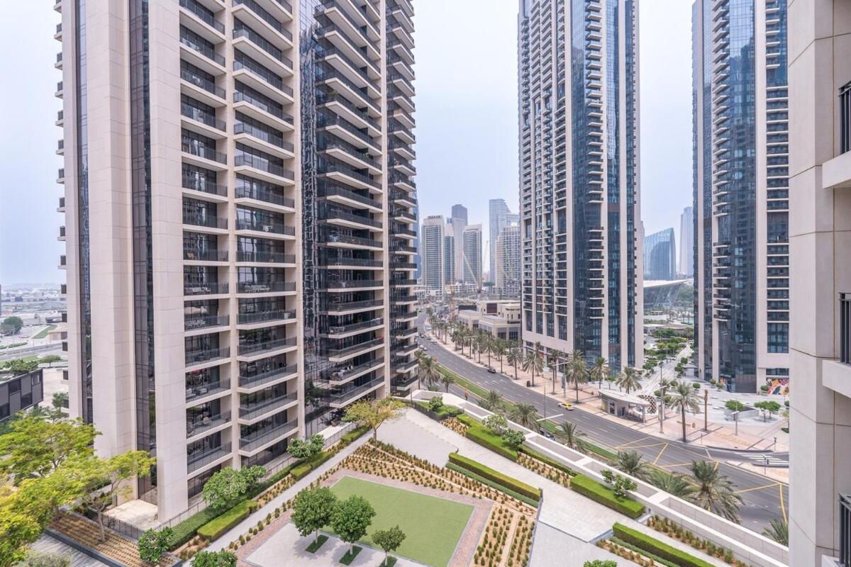Glamorous 2-bedroom Retreat In Blvd Crescent Near Mall Appartement Dubaï