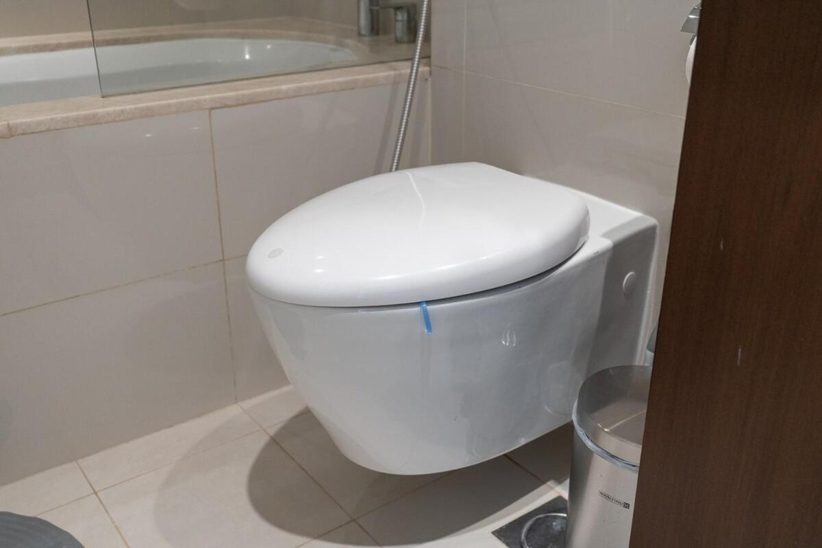 Glamorous 2-bedroom Retreat In Blvd Crescent Near Mall Appartement Dubaï