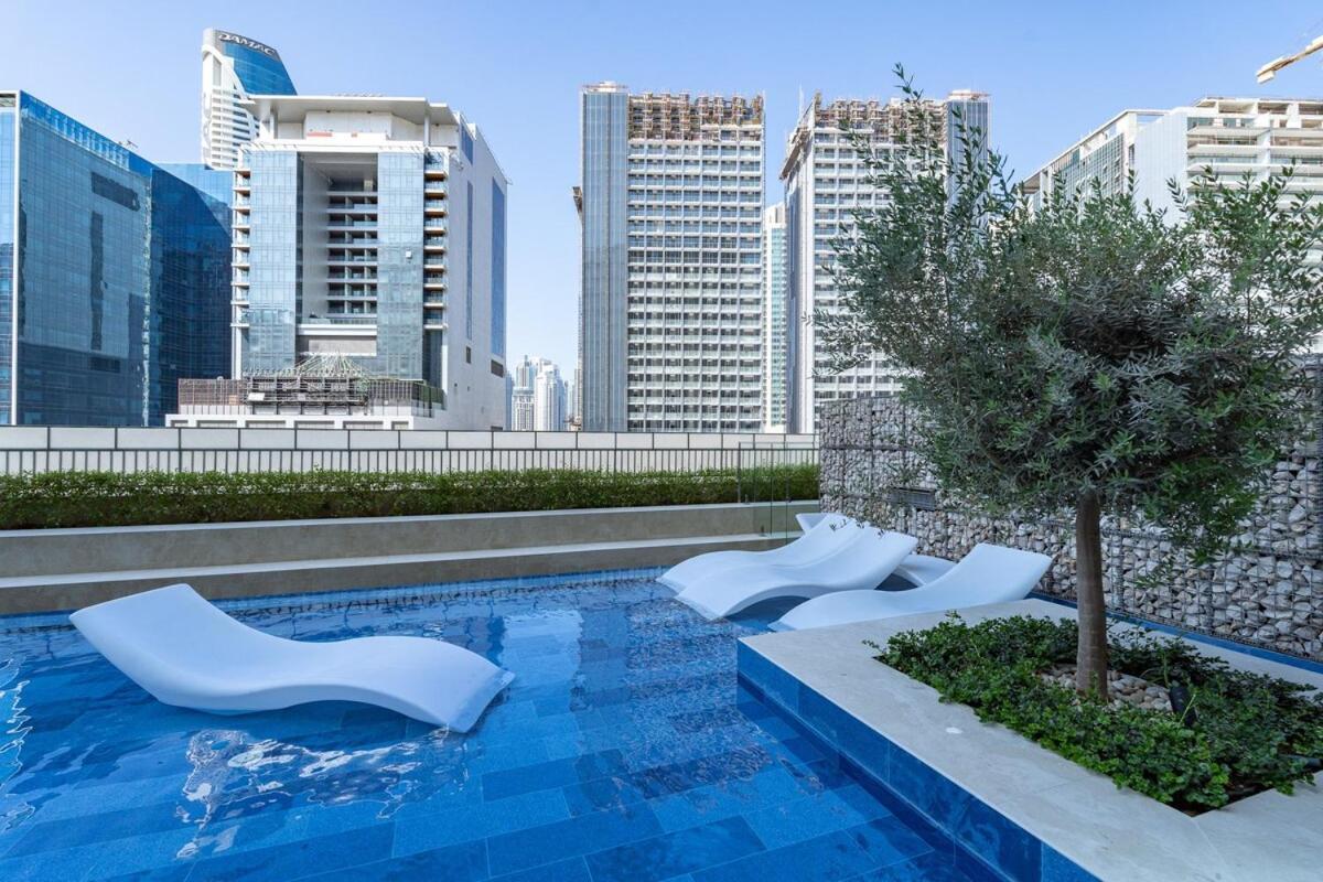 Awesome 1-bedroom With Burj Views At Vera Tower In Business Bay Dubaï