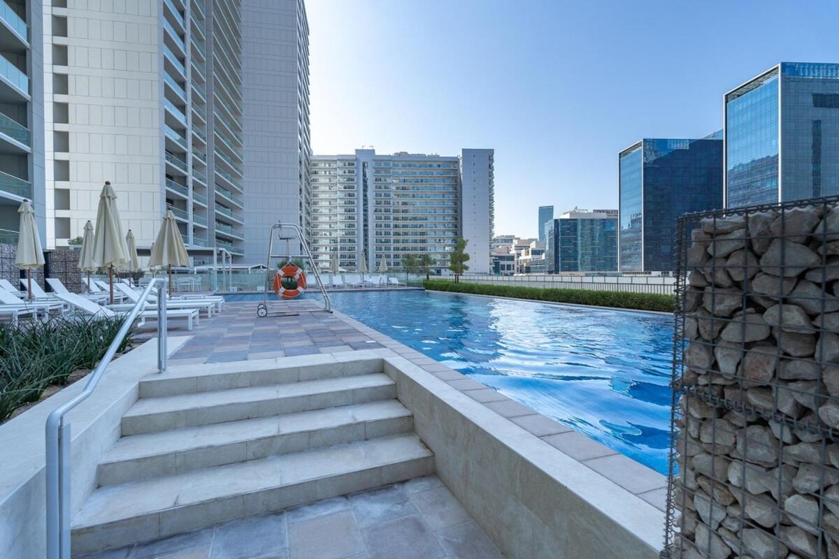 Appartement Awesome 1-bedroom With Burj Views At Vera Tower In Business Bay Dubaï