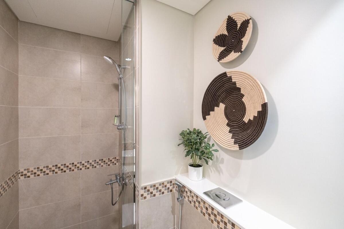 Appartement Awesome 1-bedroom With Burj Views At Vera Tower In Business Bay