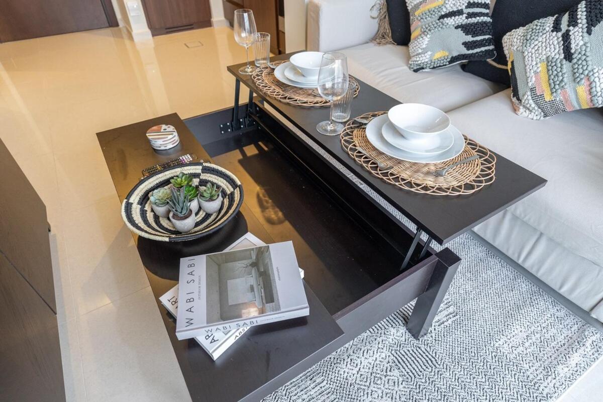 Appartement Awesome 1-bedroom With Burj Views At Vera Tower In Business Bay Dubaï
