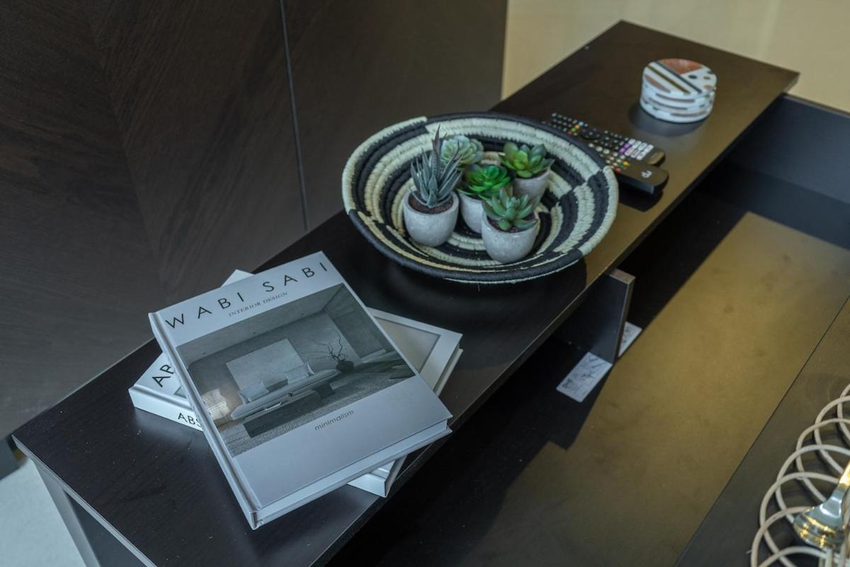 Appartement Awesome 1-bedroom With Burj Views At Vera Tower In Business Bay *