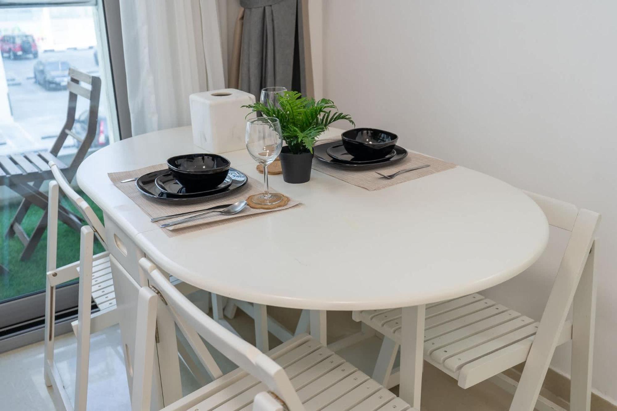 Spectacular In Marina That Sleeps 2 * Dubaï