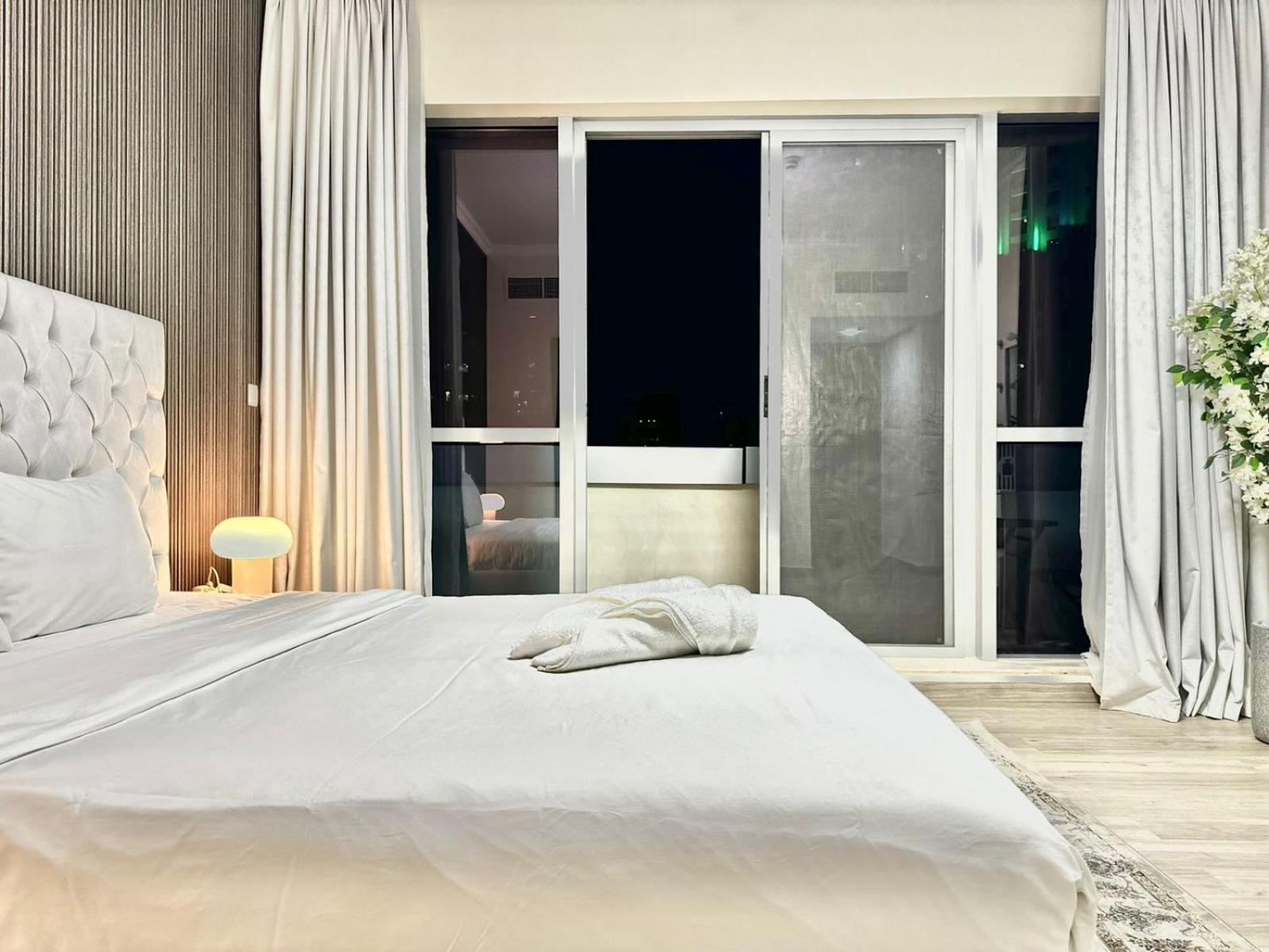 Apartemen Modern 2 Bedroom In Marina Dubai
