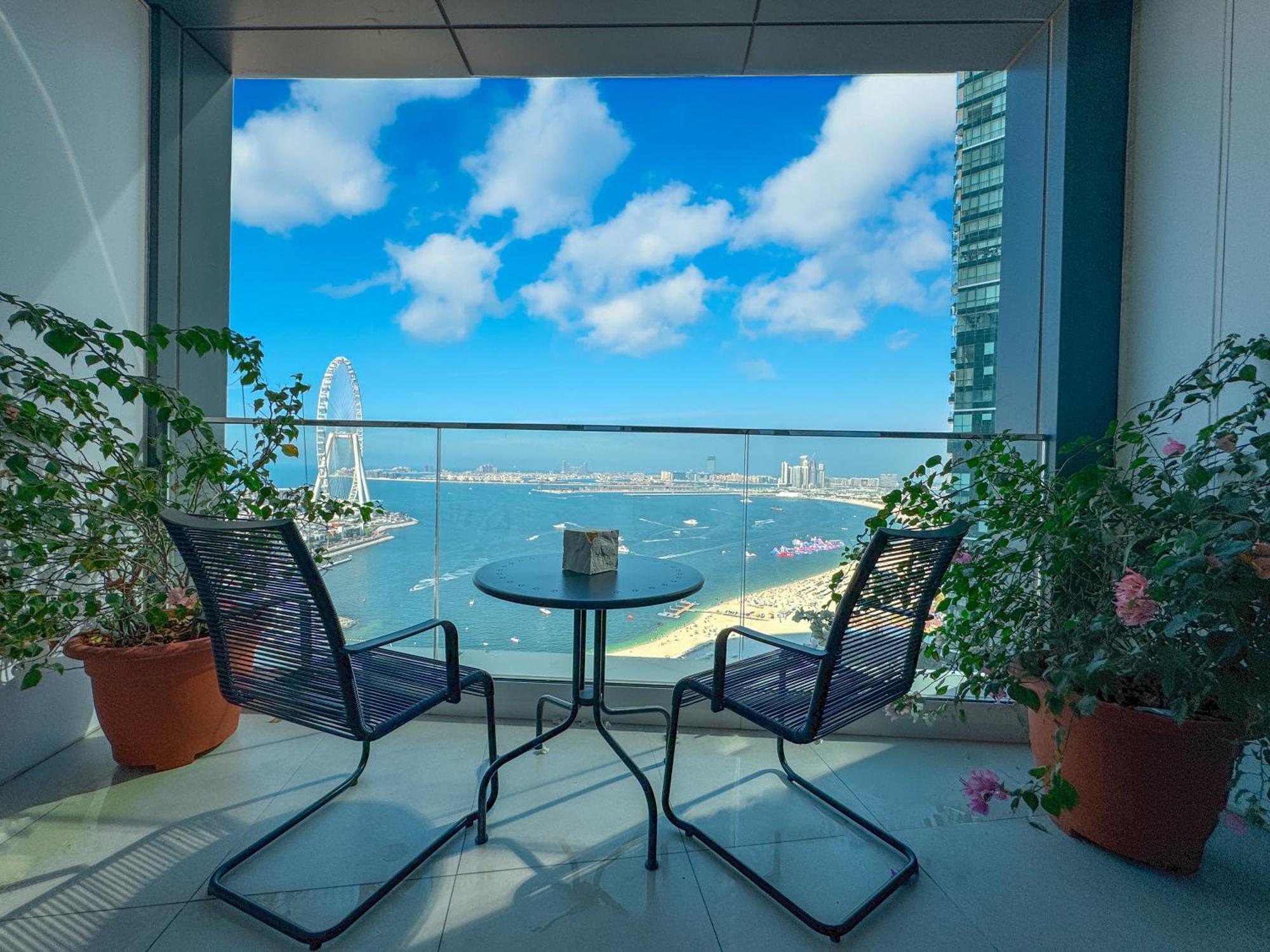 Beachfront Bliss 2br Eye & Full Sea View At The Address Appartement *