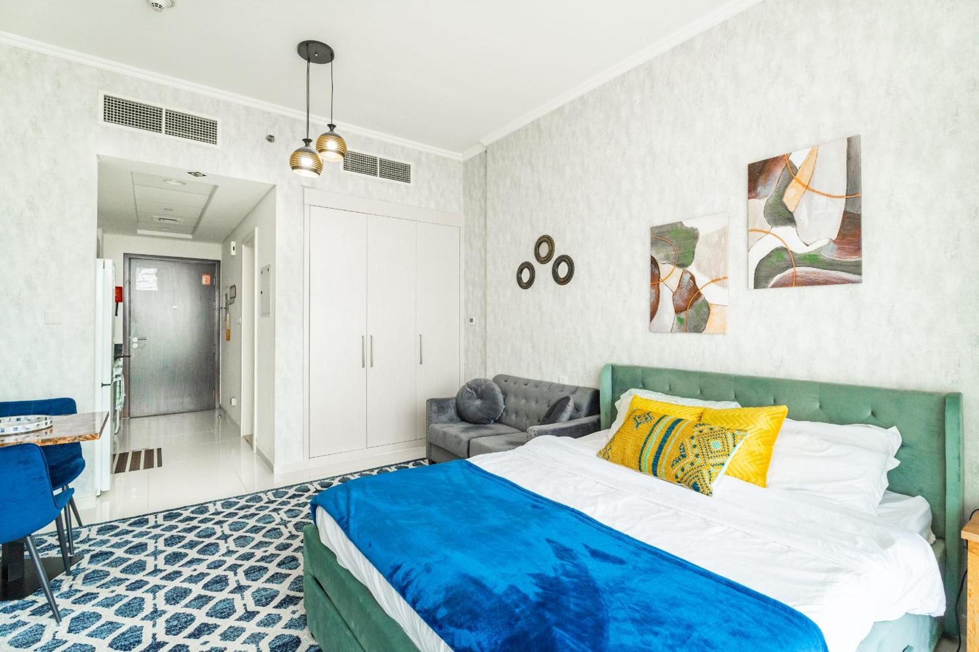 Appartement Stylish In Damac Hills - Luxurious Living With Premium Amenities, Managed By Think Realty Dubaï